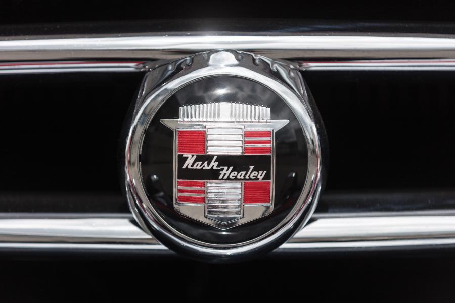 Логотип Nash-Healey Le Mans Sport Convertible 1953 года  (фото 28 из 29)